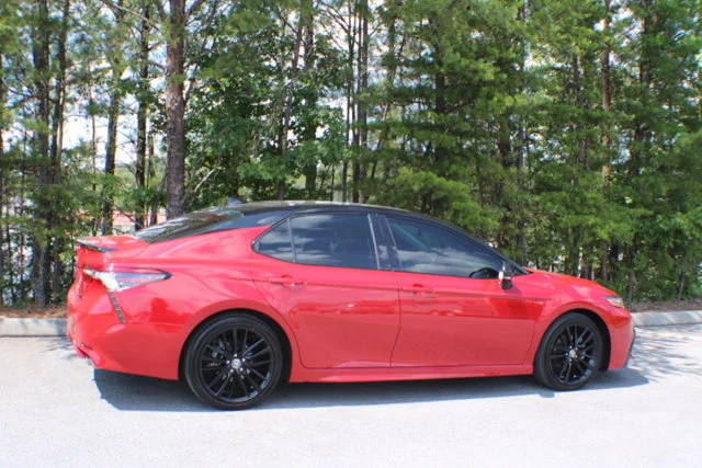 Used 2022 Supersonic Red/Midnight Black Metallic Toyota XSE image 2
