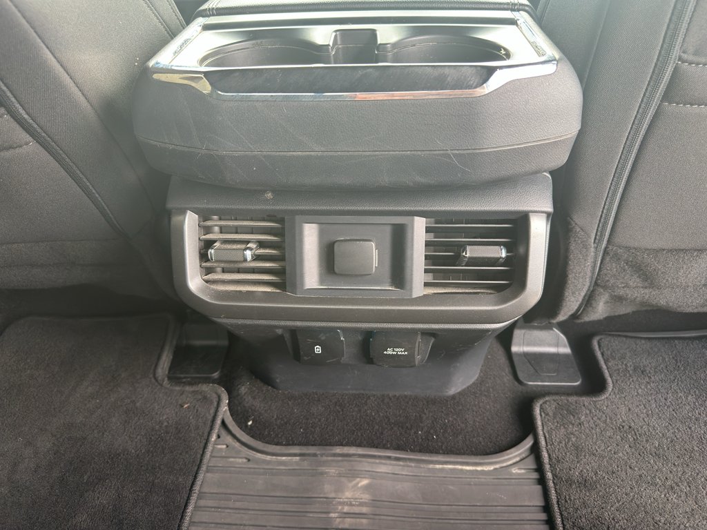 Used 2024 Agate Black Metallic Ford XLT image 35