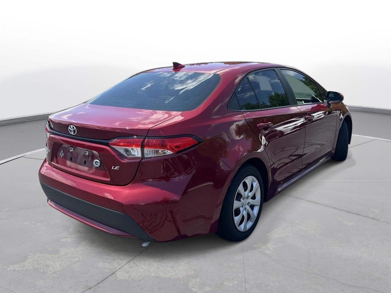 Used 2022 Ruby Flare Pearl Toyota LE image 6
