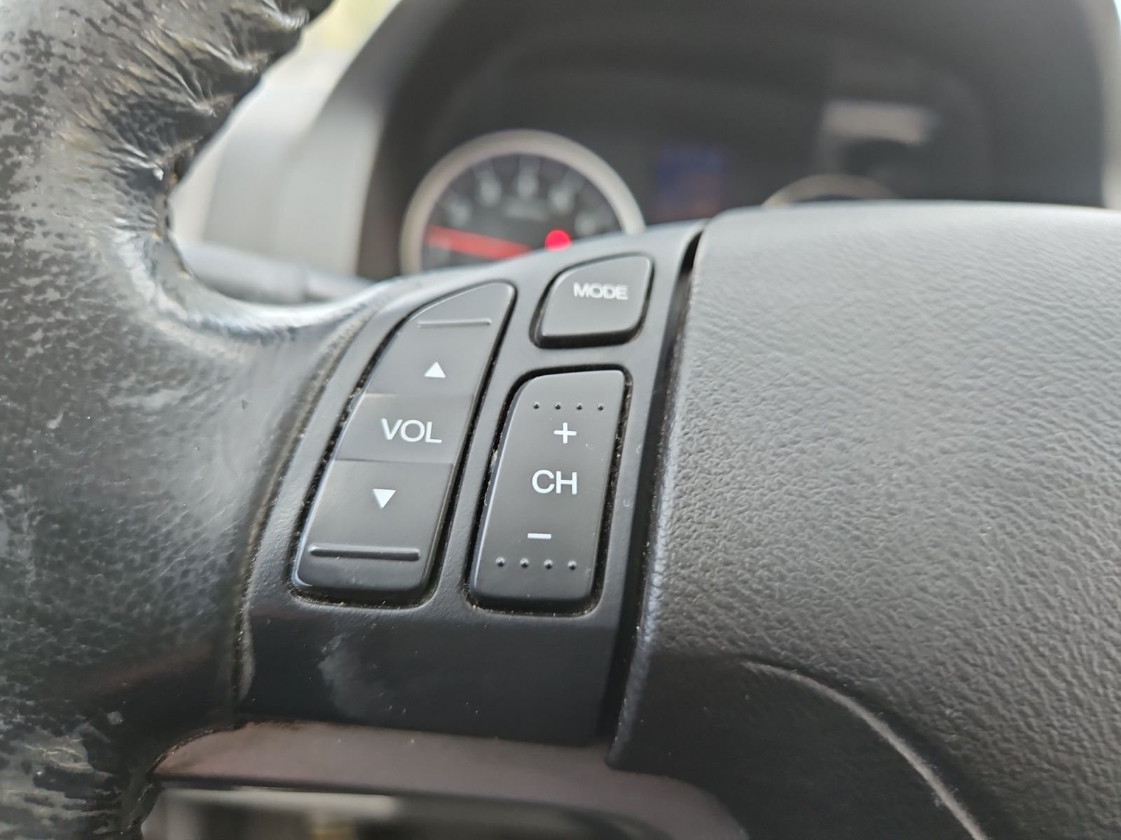 Used 2011  Honda EX-L image 25