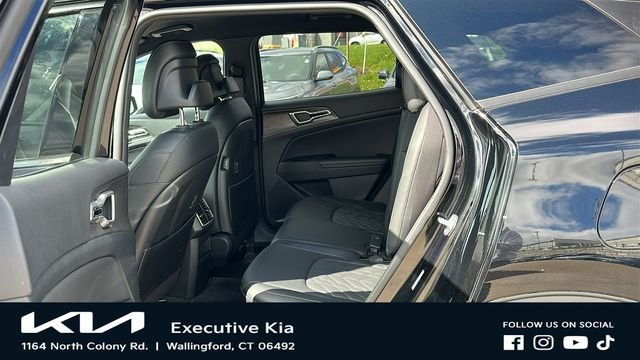 Used 2023 Black Kia X-Line image 22