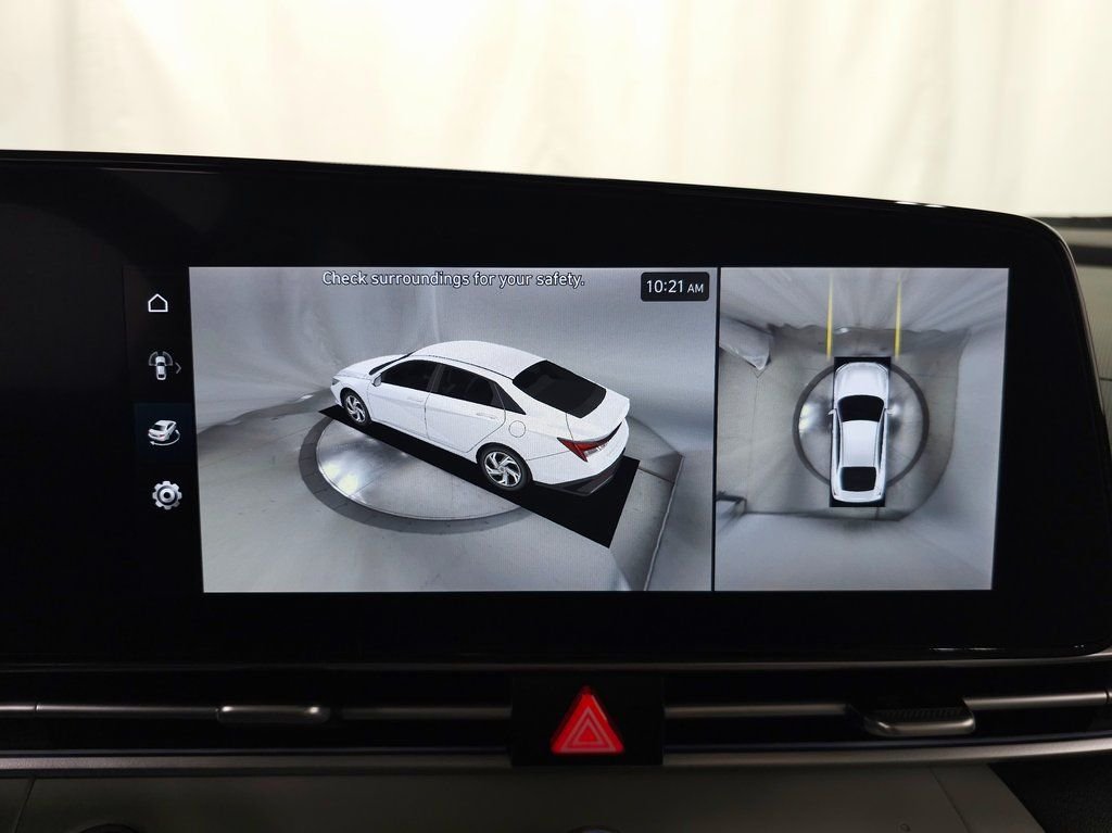 2024 Hyundai Elantra Limited - Photo 31