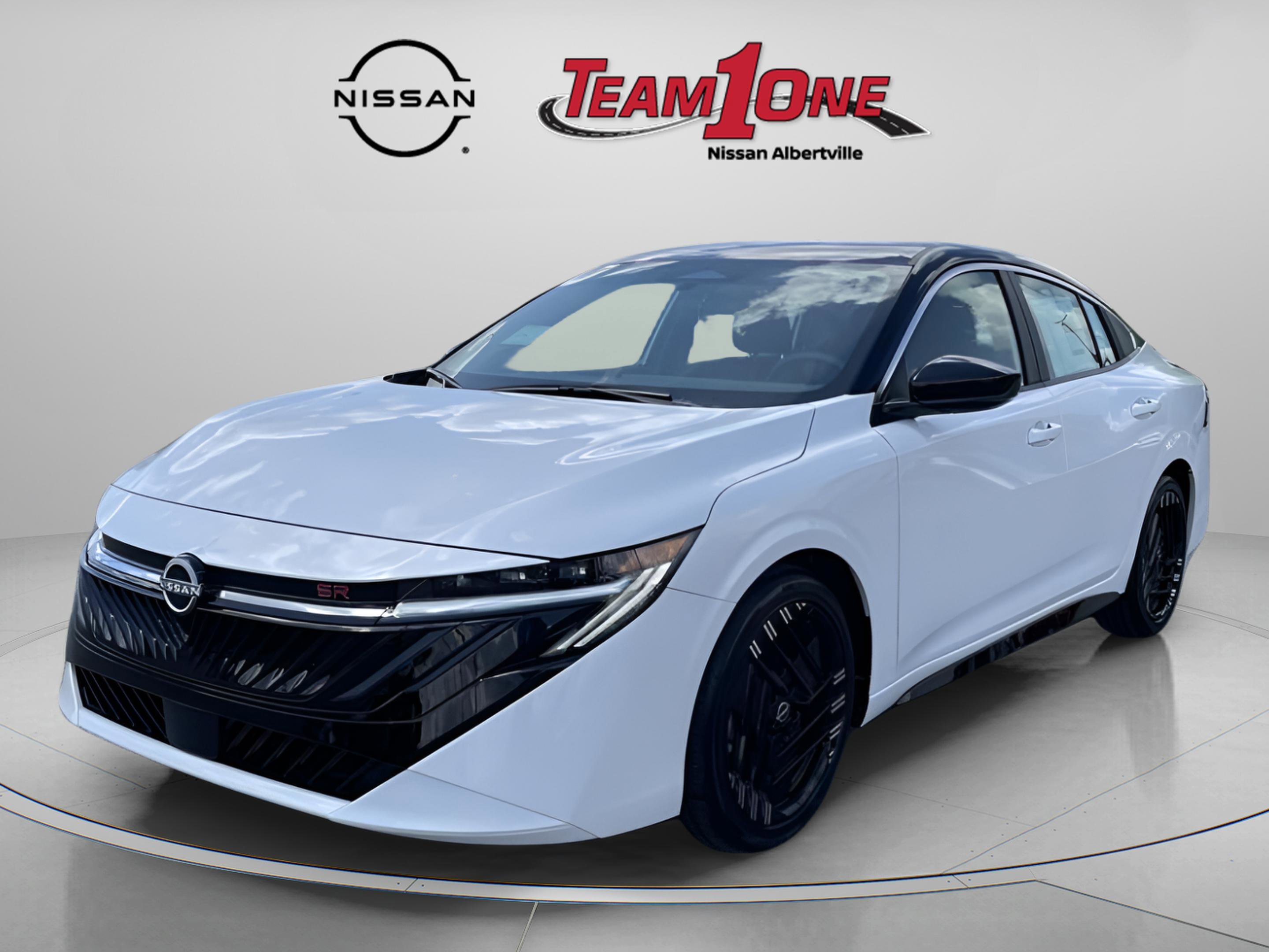 New 2026 Aspen White TriCoat / Super Black Two-tone Nissan SR image 3
