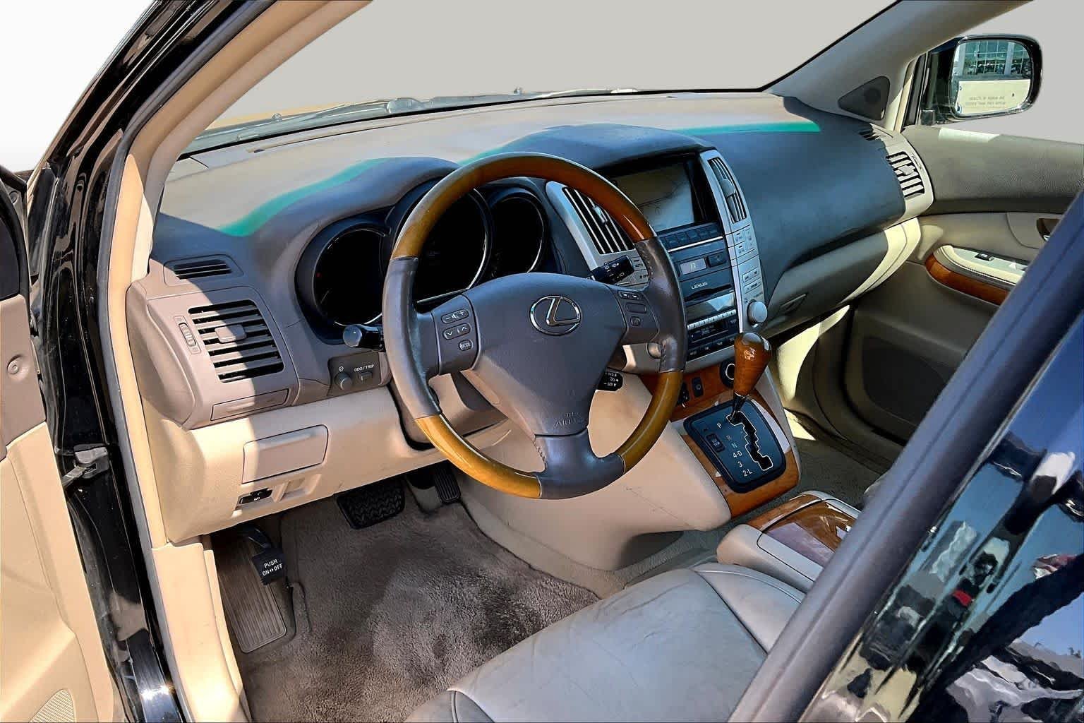 Used 2008 Black Onyx Lexus  image 13