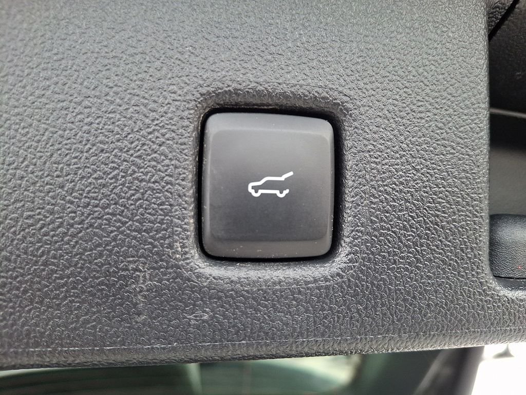 Used 2024 Black Ford Active image 29