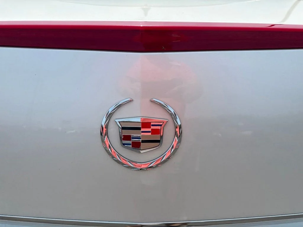 Used 2011 White Cadillac Platinum image 22