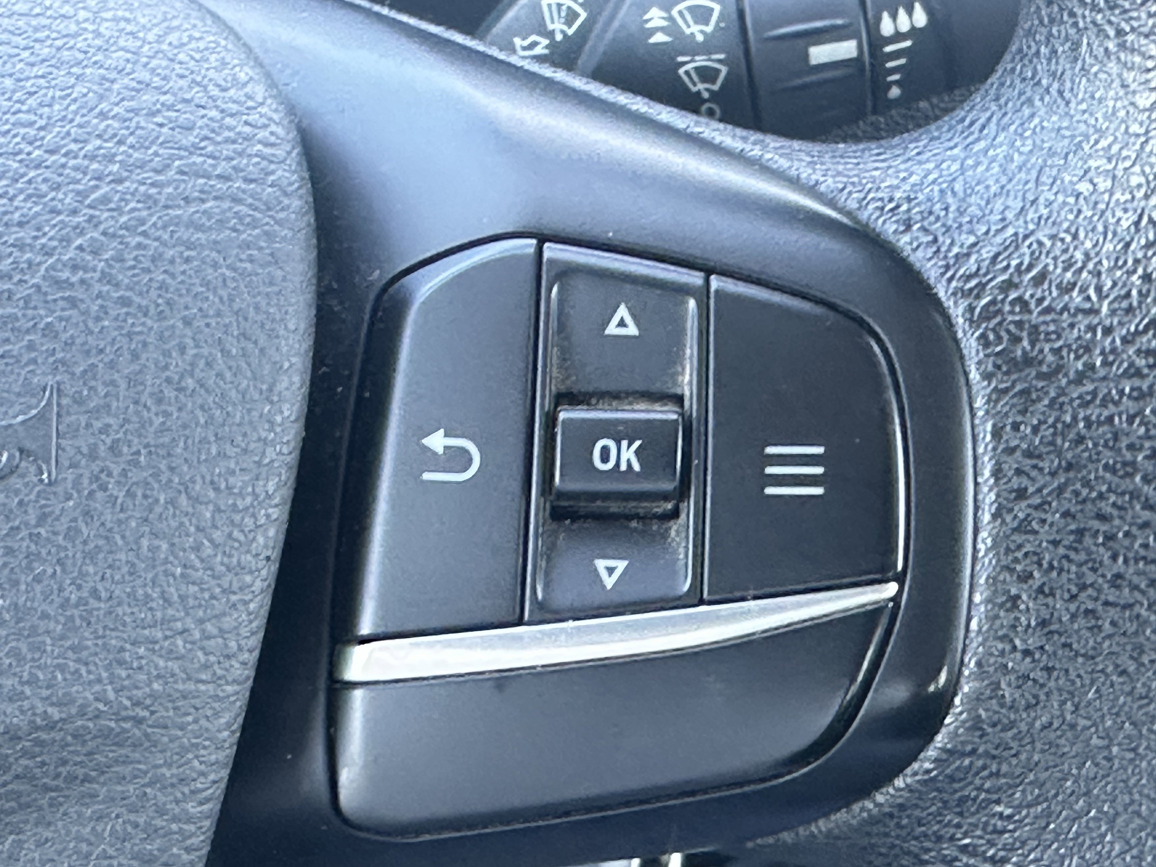 Used 2023 White Ford XL image 24