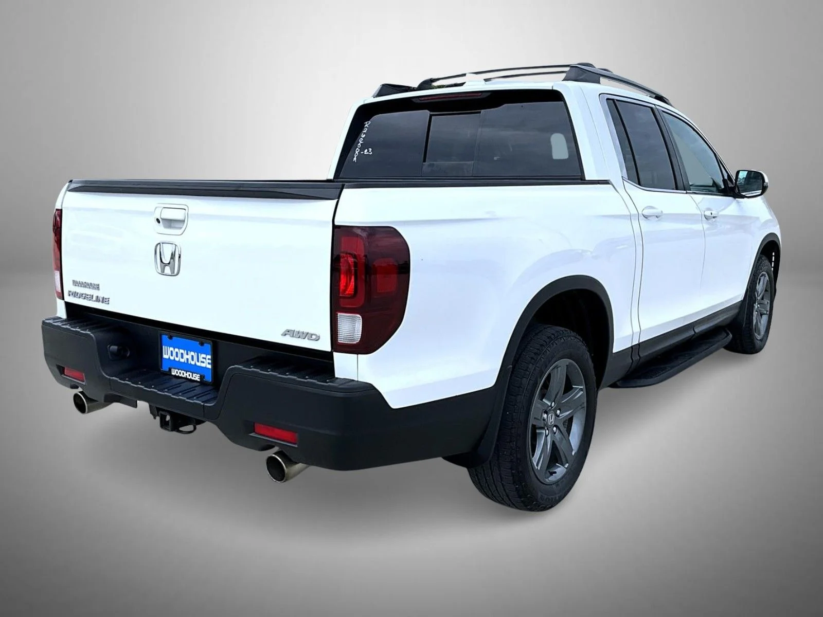 Certified Used 2023 White Honda RTL image 5