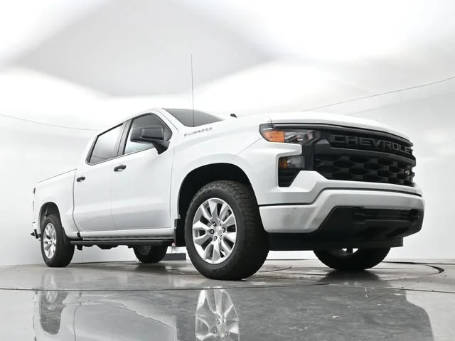 Used 2026 Summit White Chevrolet Custom image 21