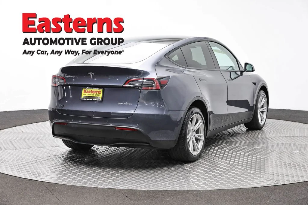 Used 2022 Gray Tesla Long Range image 5