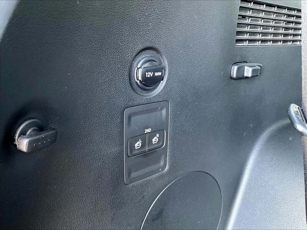 Certified Used 2022 White Hyundai SEL image 15