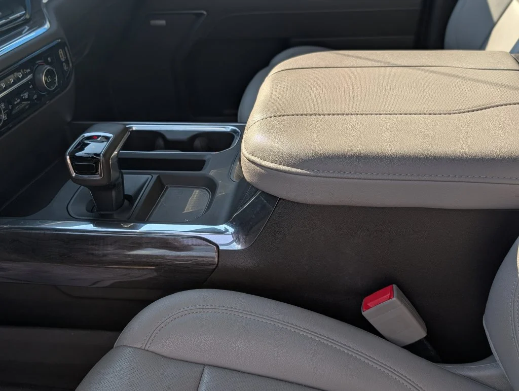 Used 2023 White Chevrolet LTZ image 32