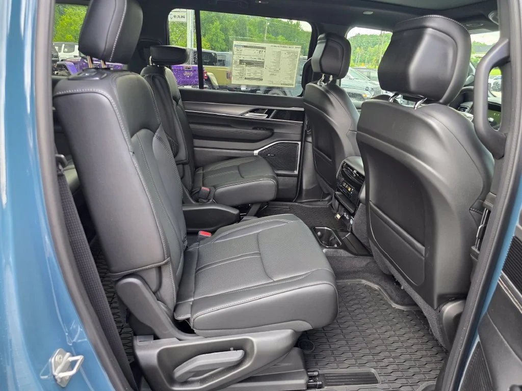 New 2026 Blue Jeep Upland image 26