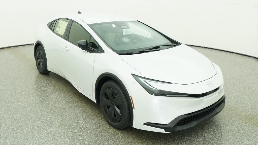 New 2026 Wind Chill Pearl Toyota LE image 10