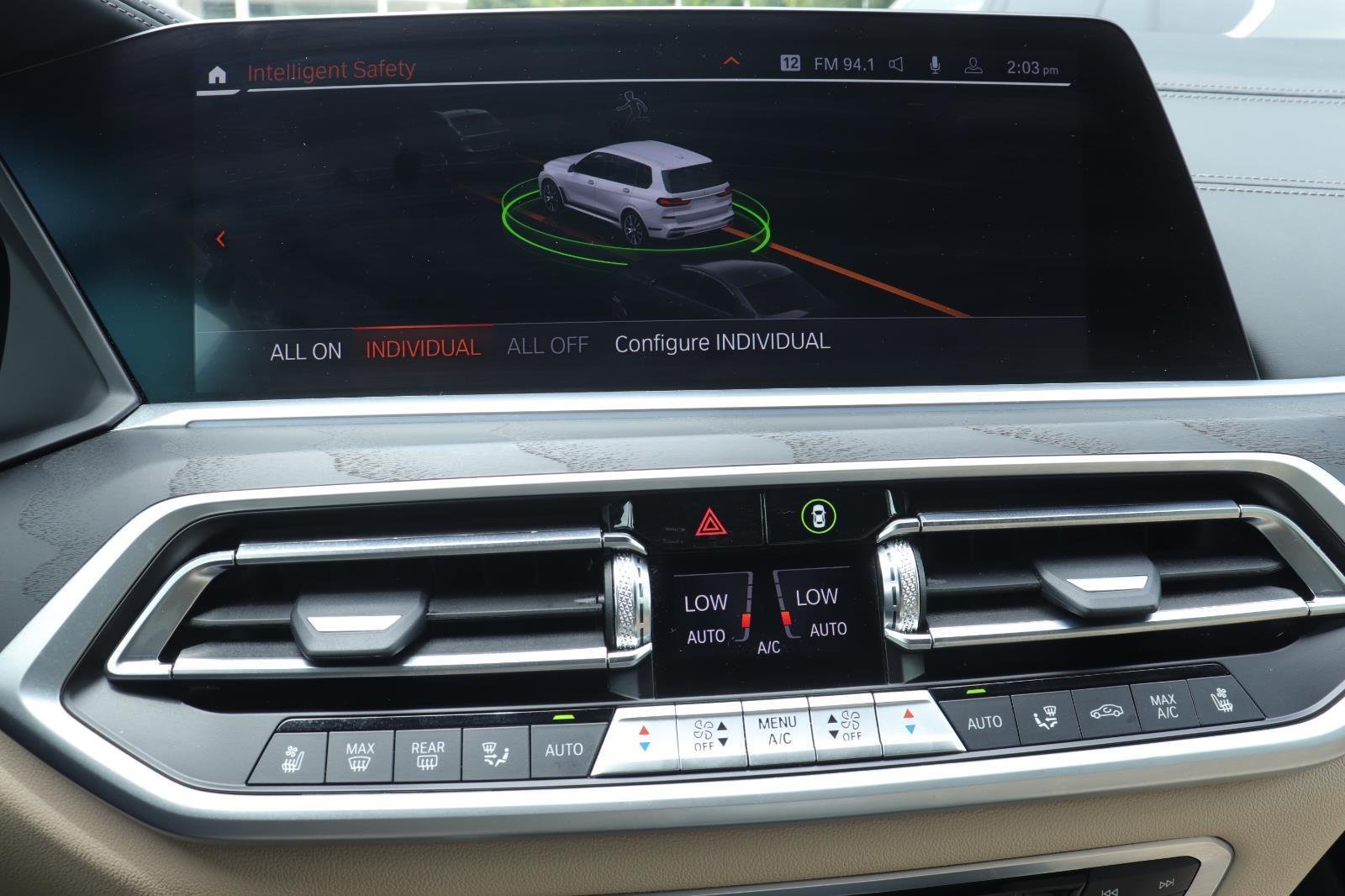 Used 2022 Alpine White BMW xDrive40i image 36