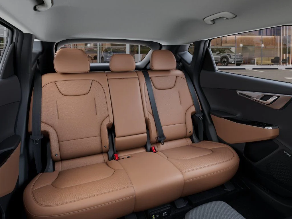 New 2026 Glacial White Pearl Kia WIND image 16