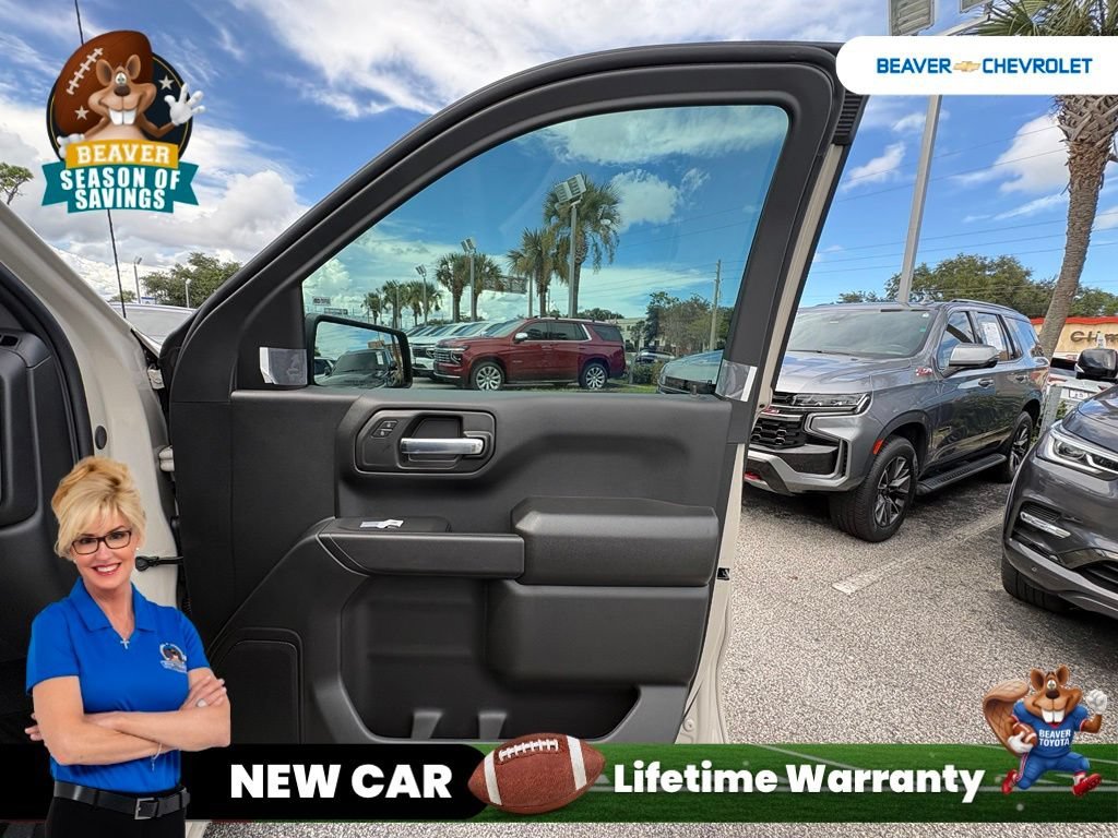 New 2026 White Sands Chevrolet Custom image 29