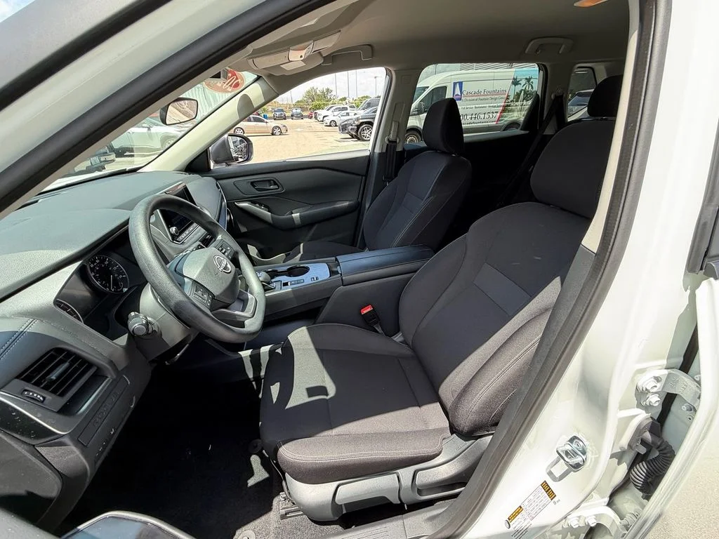 Used 2026 White Nissan S image 10