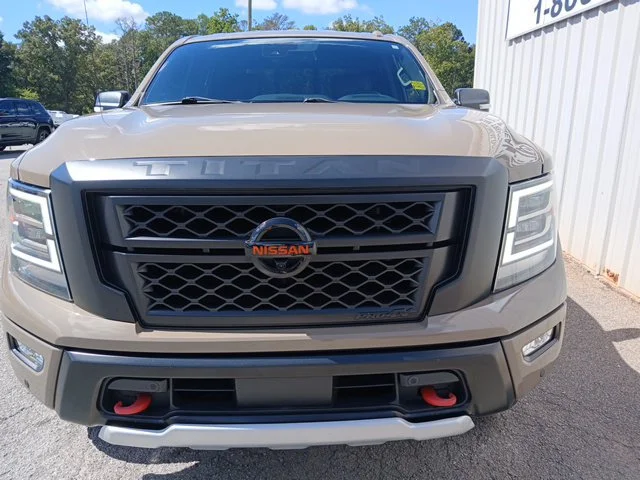 Used 2021  Nissan PRO-4X image 13