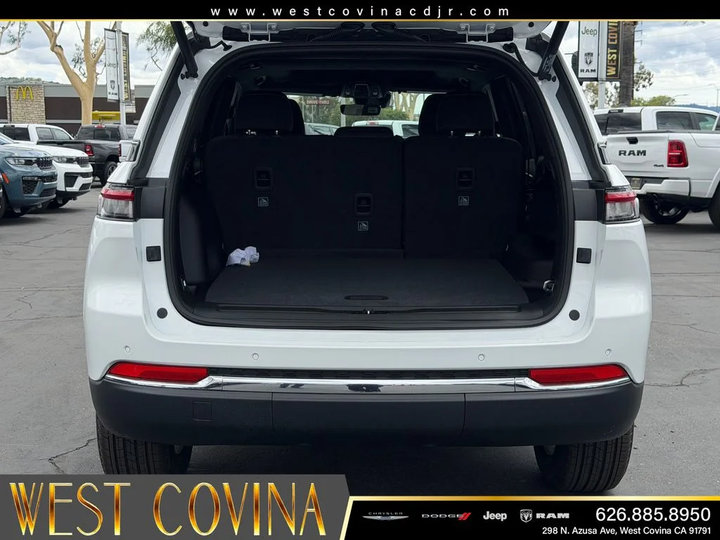 New 2026 Bright White Clearcoat Jeep Laredo X image 10