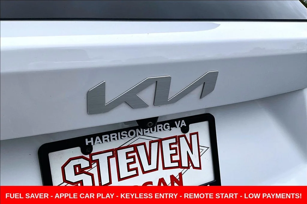 Used 2024 White Kia LX image 29