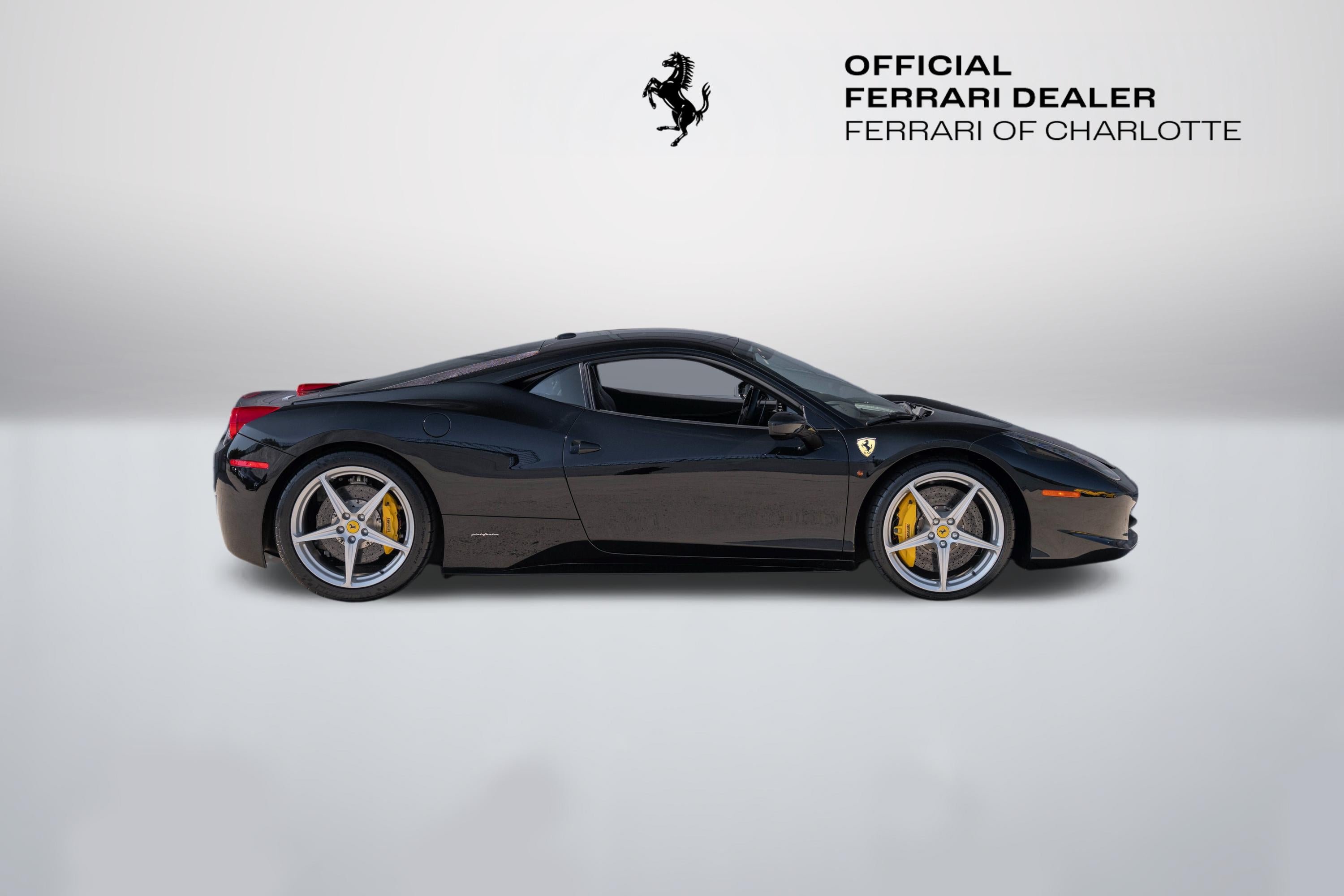 Certified Used 2012 Nero Ferrari Base image 6