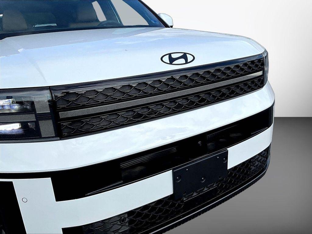 New 2027 White Hyundai Calligraphy AWD image 30