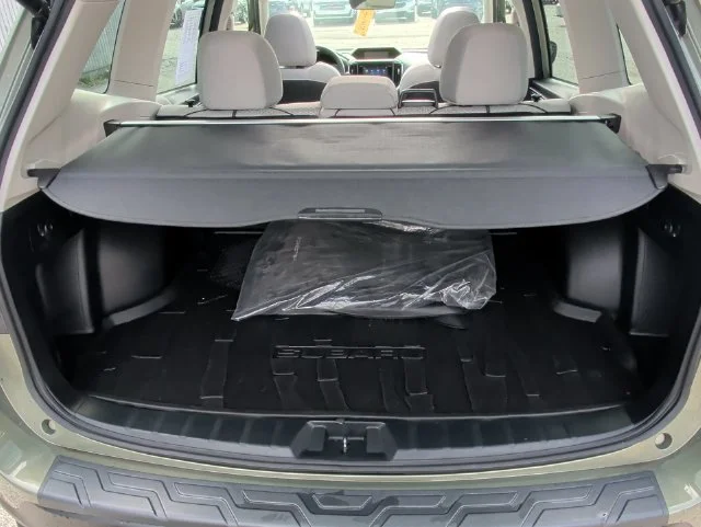 Used 2021 Green Subaru Premium image 34