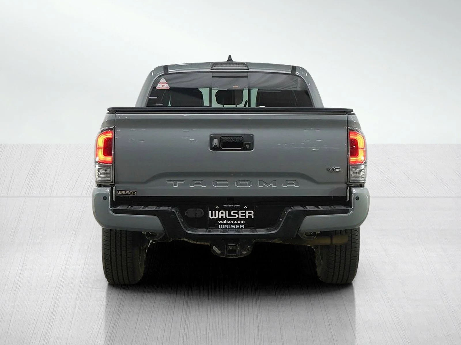 Used 2021 Gray Toyota SR image 4