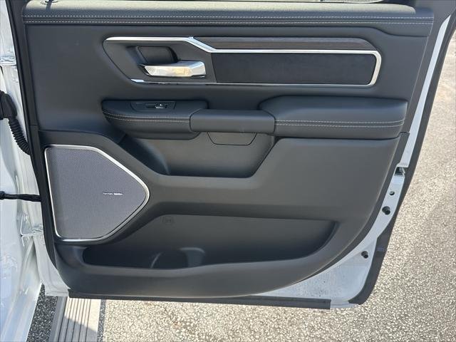 New 2026 Bright White Clear-Coat Exterior Paint RAM LARAMIE image 17