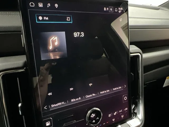 2026 GMC Yukon Denali - Photo 14