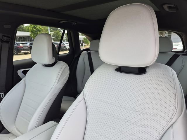 New 2026 Graphite Grey Metallic Mercedes-Benz GLC 300 image 48