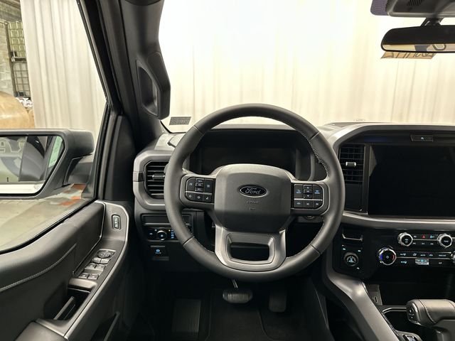 New 2026 Oxford White Ford XLT image 13