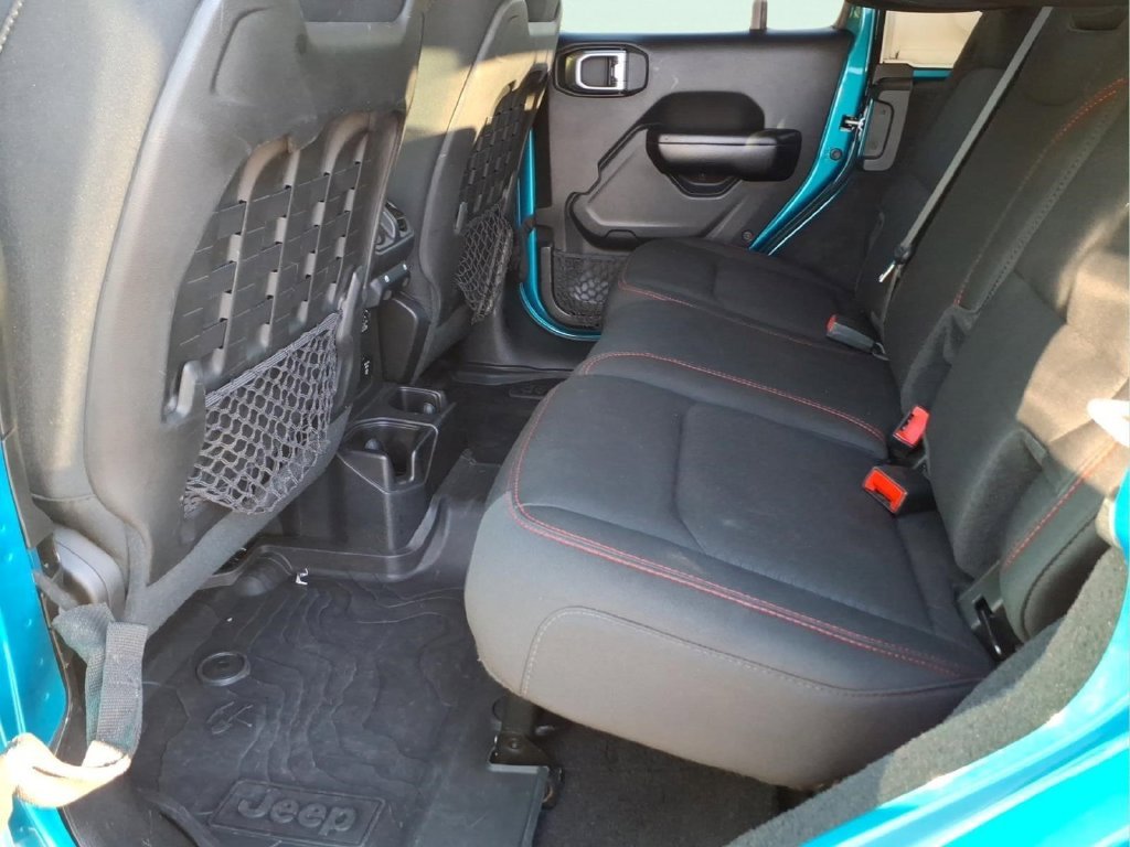 Used 2020 Teal Jeep Unlimited Rubicon image 17