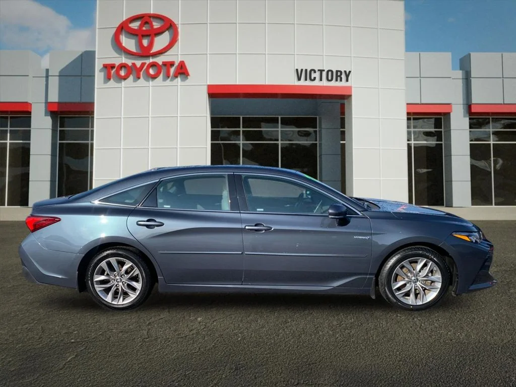 Used 2021 Gray Toyota XLE Plus image 2