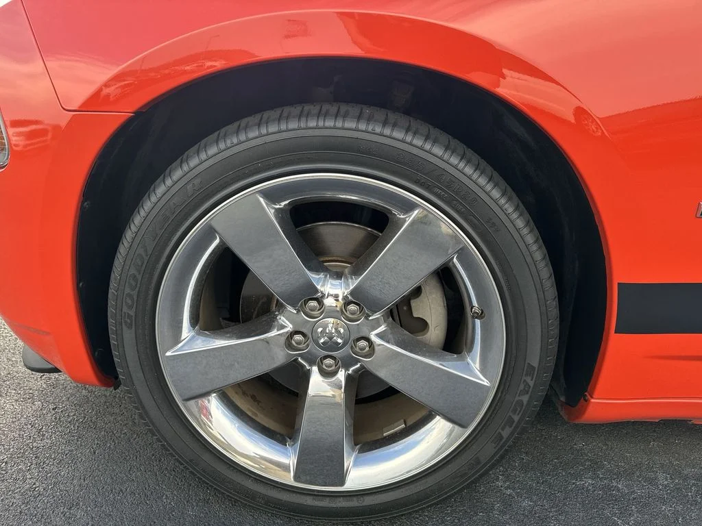 Used 2008 Orange Dodge R/T image 10