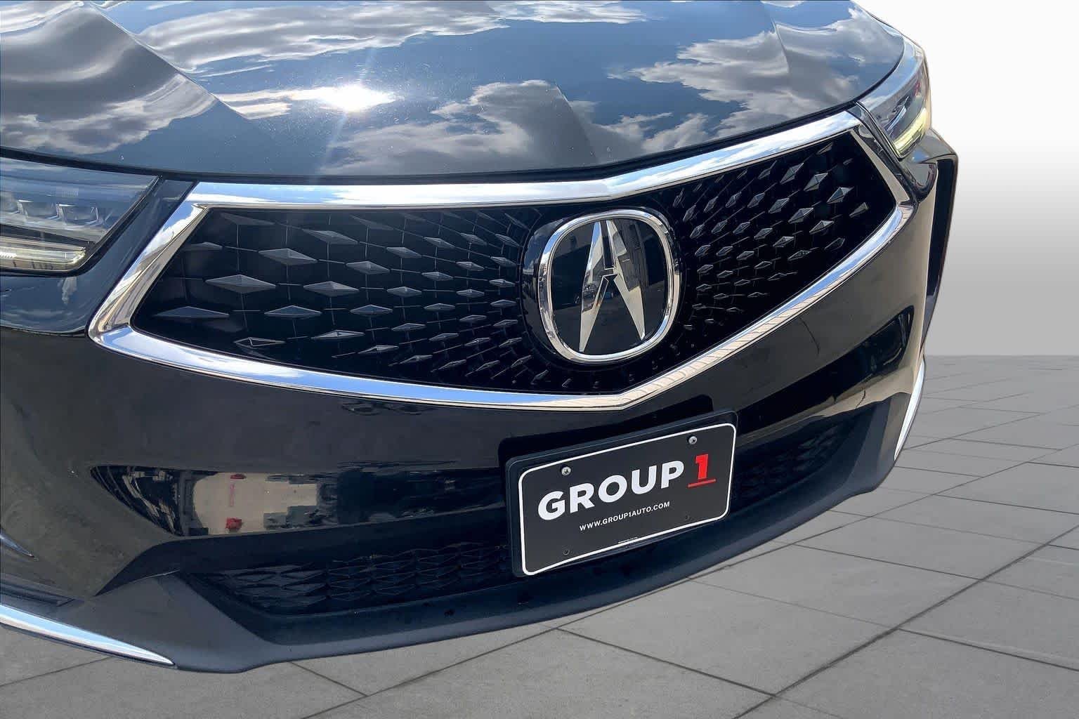 Used 2024 Majestic Black Pearl Acura  image 30