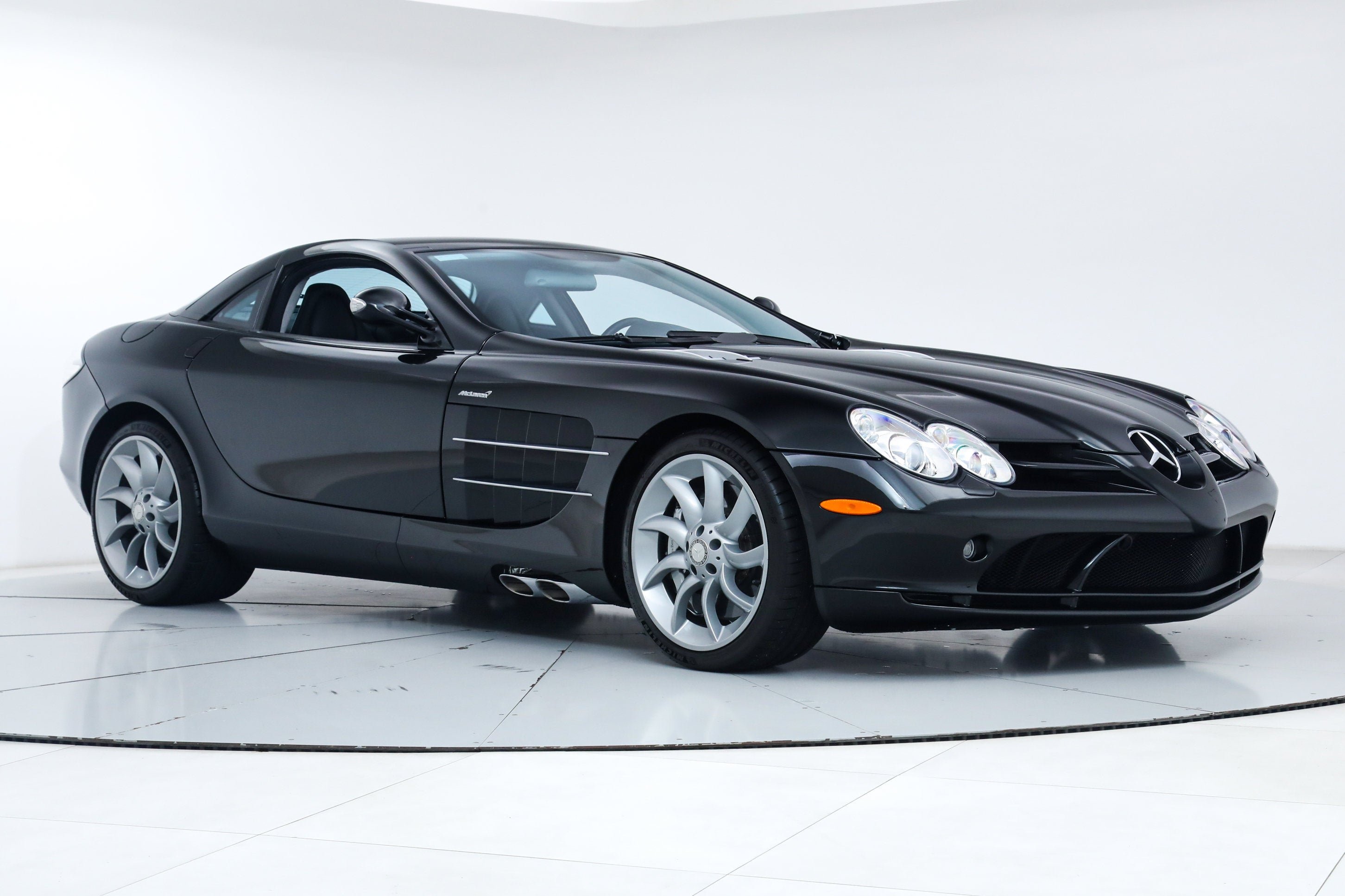 Used 2006 Black Mercedes-Benz  image 8