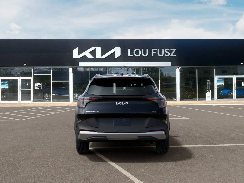 New 2027 Fusion Black Kia S image 5