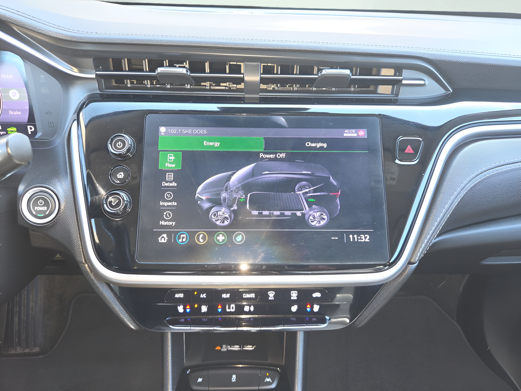 Used 2022 Silver Chevrolet LT image 15