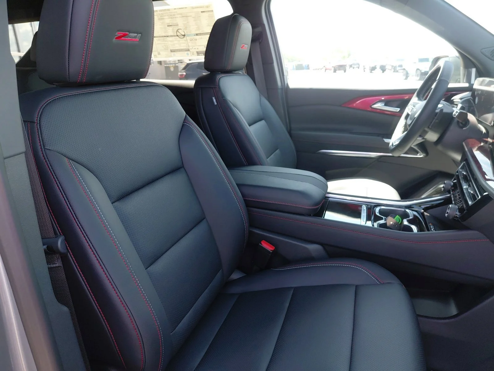 2026 Chevrolet Traverse Z71 - Photo 35