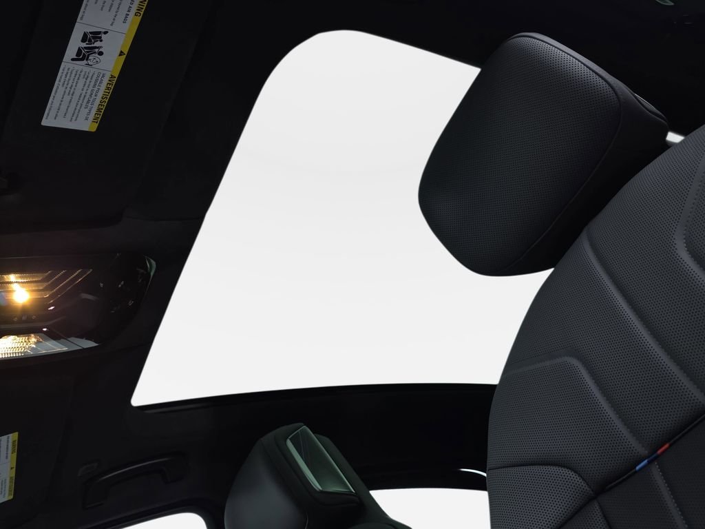 2026 BMW 7 Series 750e - Photo 29