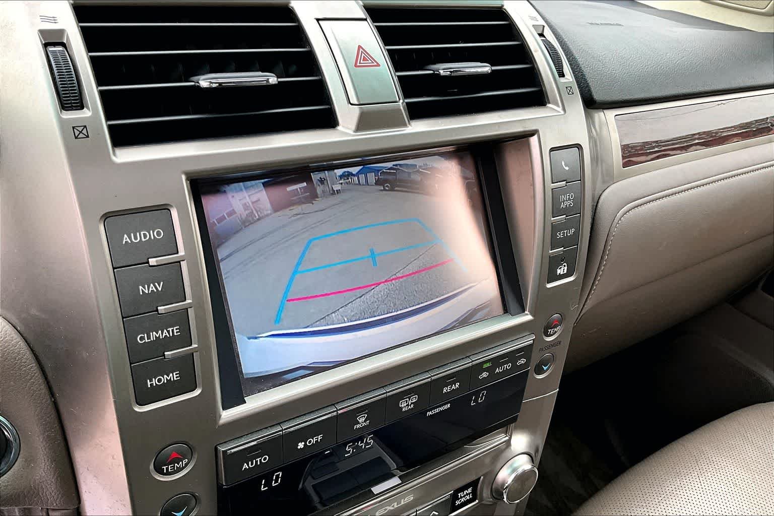 Used 2015 Starfire Pearl Lexus  image 29