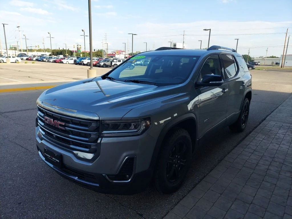 Used 2023 Silver GMC AT4 image 3