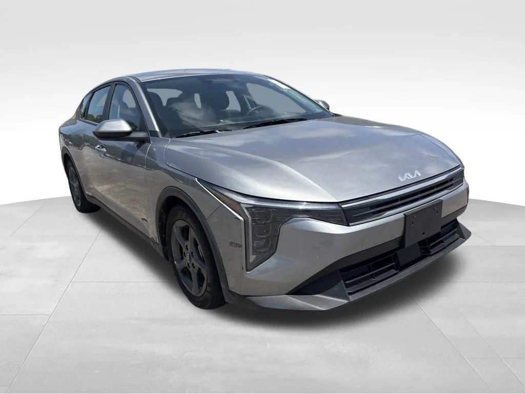 Used 2025 Gray Kia LXS image 11