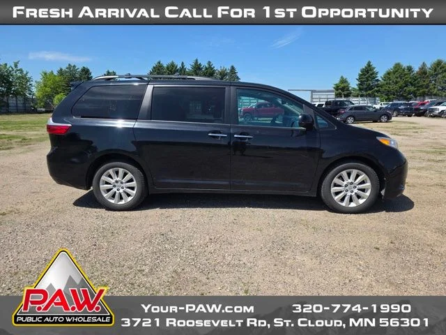 2015 Toyota Sienna XLE V6 AWD 7-Passenger's photo
