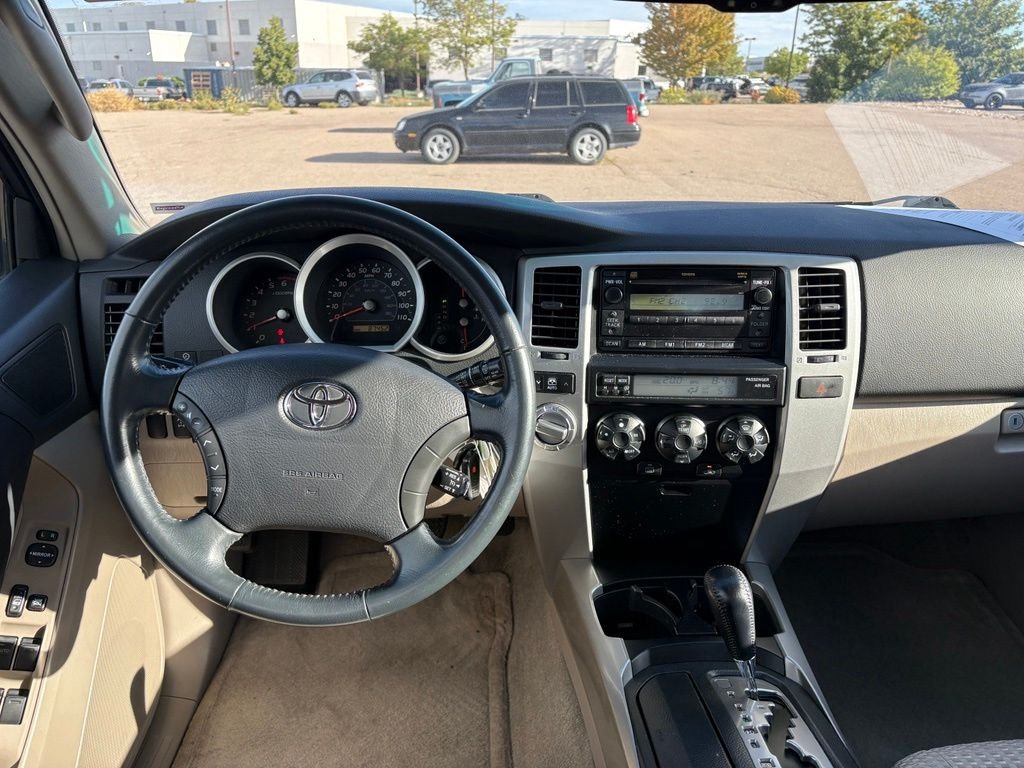 Used 2007 Gold Toyota Sport image 15