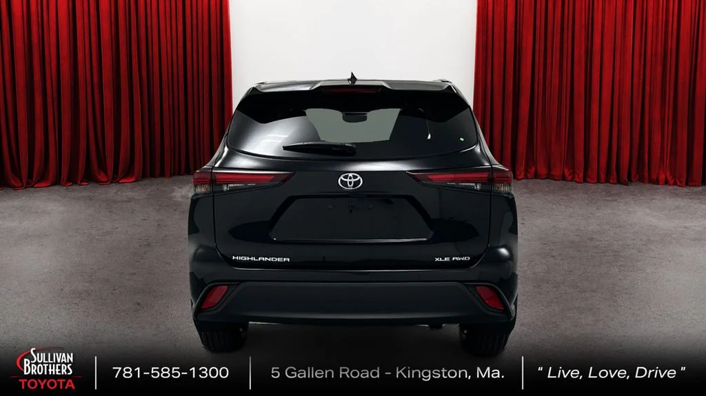 Used 2024 Black Toyota XLE image 6