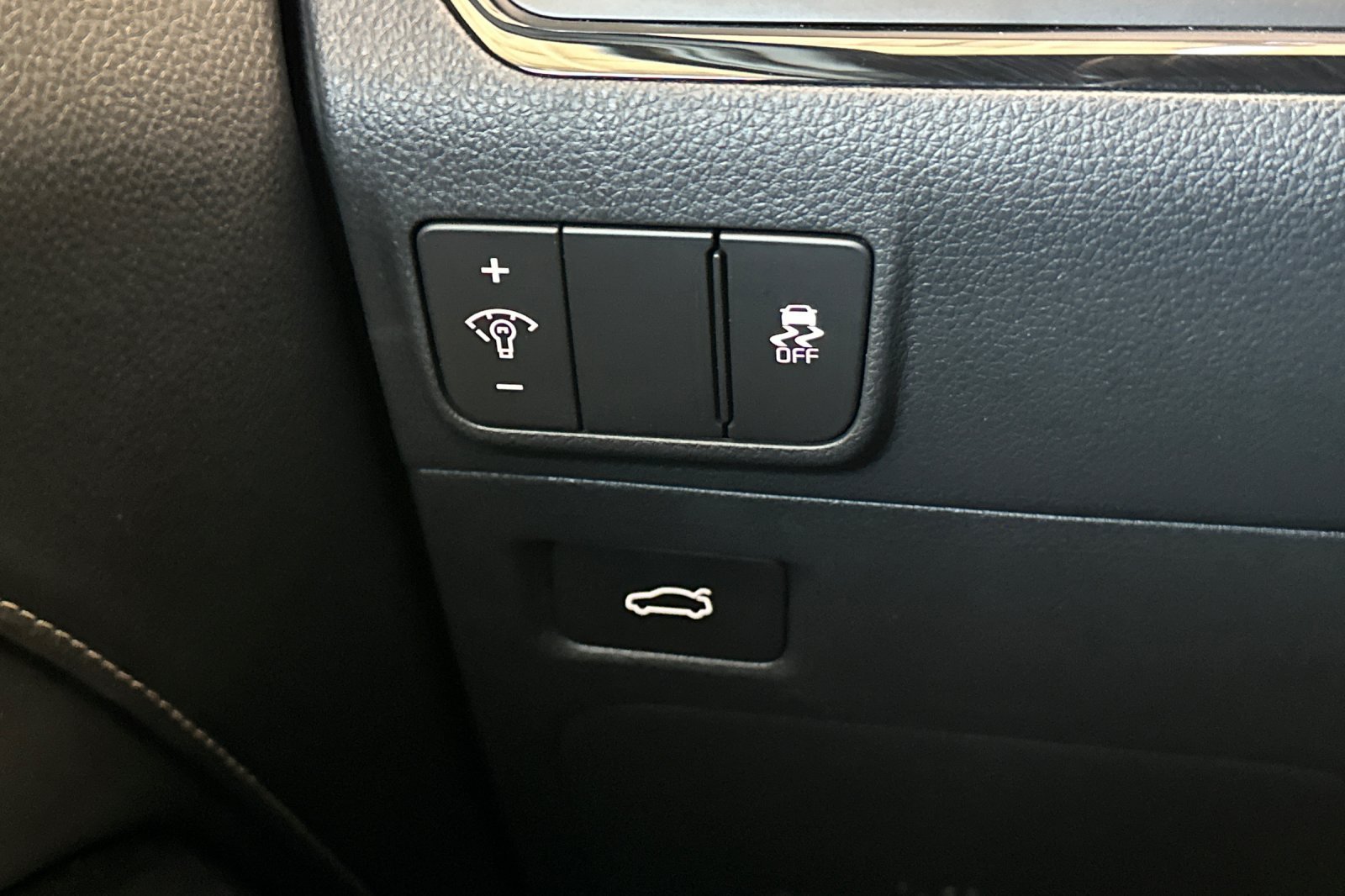 Used 2026 Gray Kia GT-Line image 30