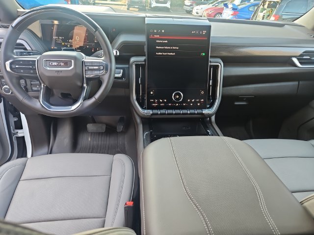 Used 2025 Summit White GMC Elevation image 15
